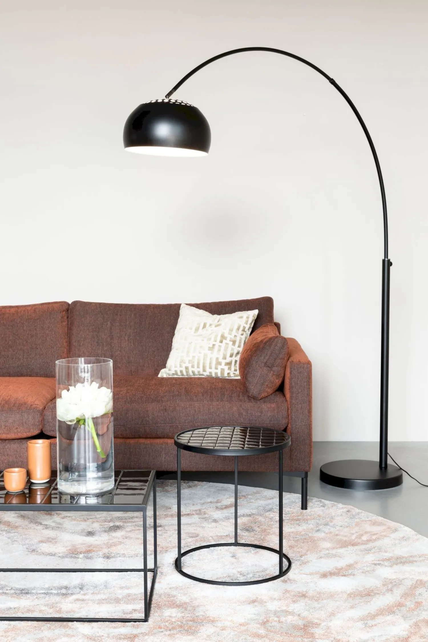 Moderne Vloerlampen|Vloerlampen-Zuiver Metal Bow Vloerlamp Black