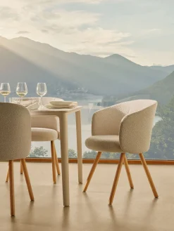 Design Stoelen|Eetkamerstoelen Met Armleuning-Vitra Mikado Eetkamerstoel Wit