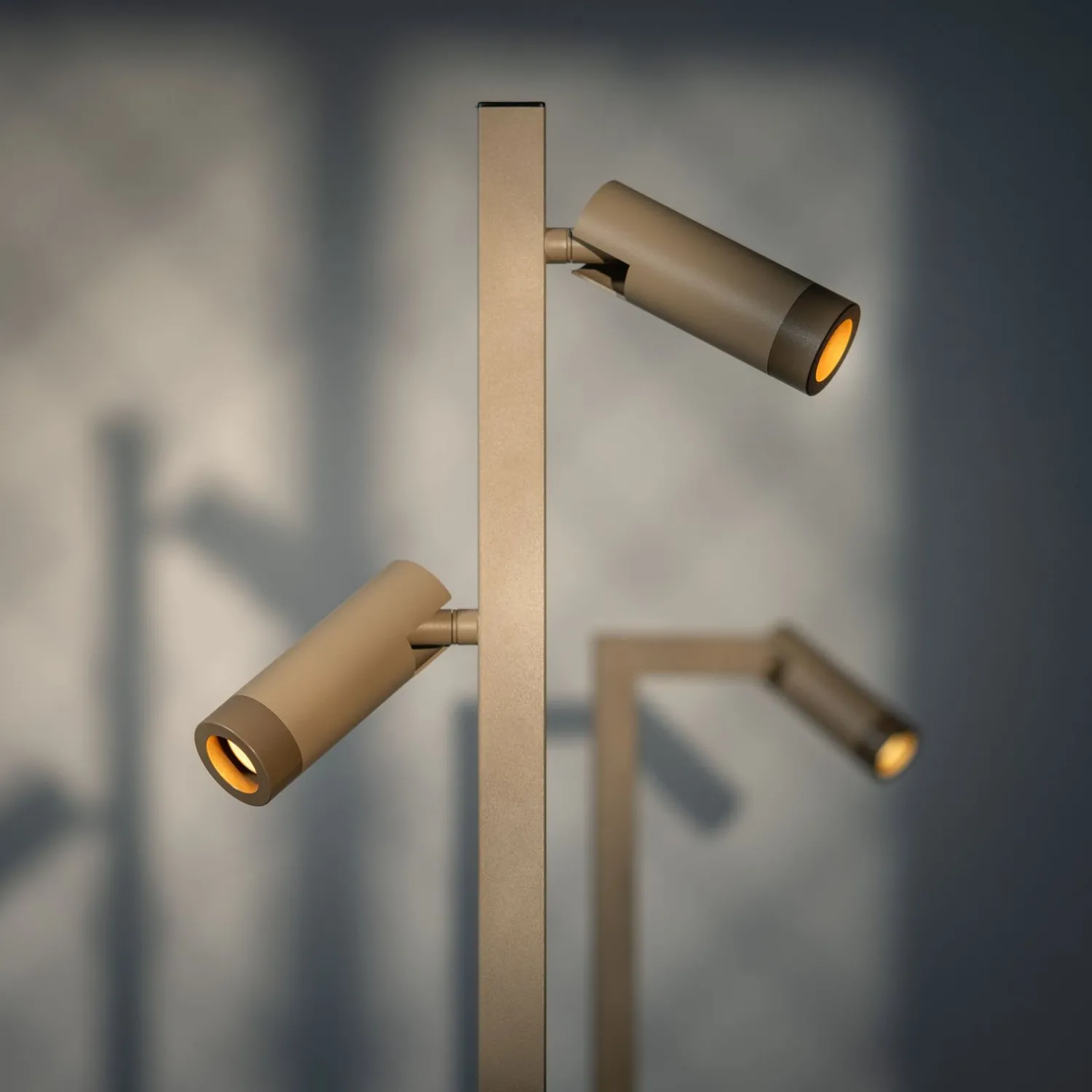 Vloerlampen|Vloerlampen-Eijerkamp Collectie Miller 2-lichts Vloerlamp Mat Zand