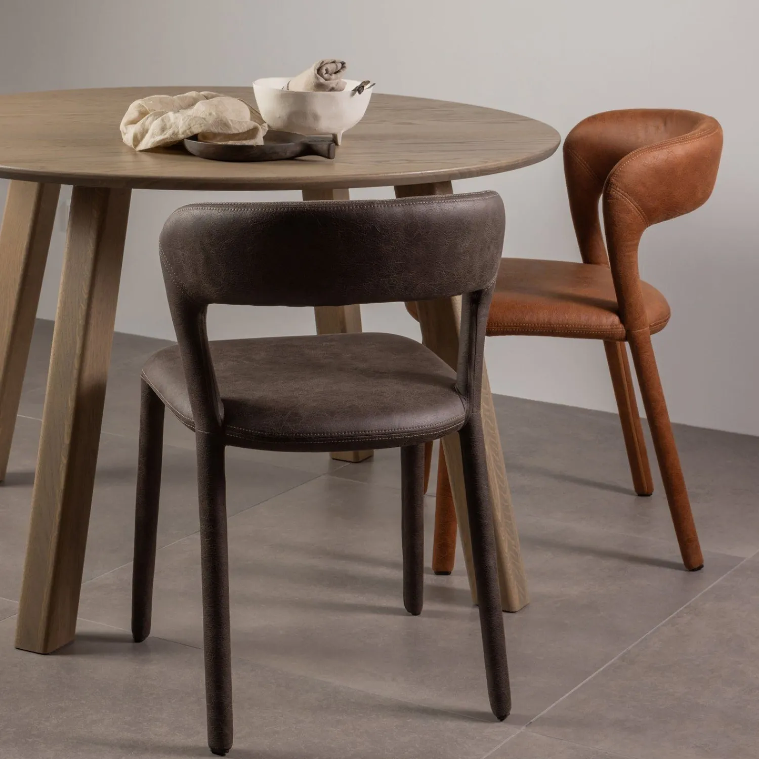 Eetkamerstoelen Zonder Armleuning-WOOOD Noble Eetkamerstoel Cognac