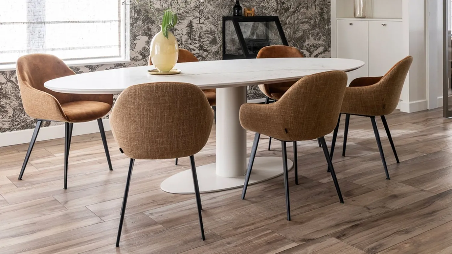 Kuipstoelen|Eetkamerstoelen Met Armleuning-Montèl Nora Eetkamerstoel Cognac, Ocre