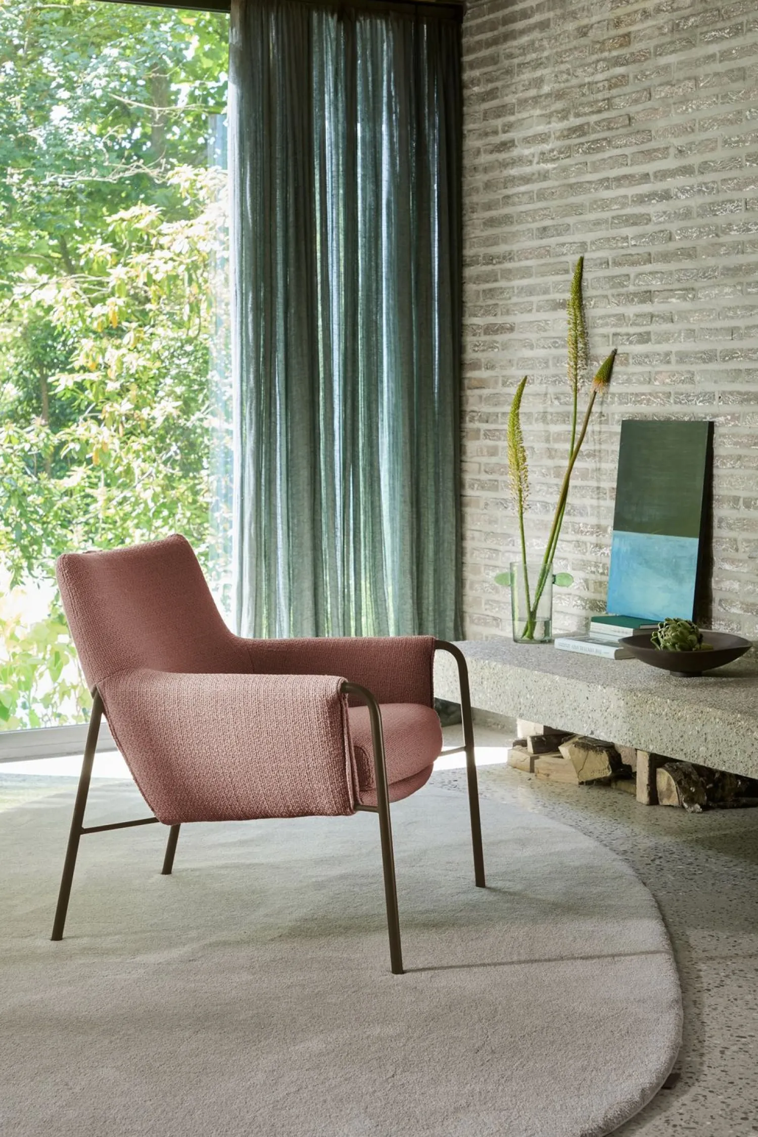 Design Fauteuils-Design on Stock Nuria Fauteuil Roze