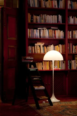 Design Vloerlampen|Vloerlampen-Louis Poulsen Panthella Vloerlamp White Opal