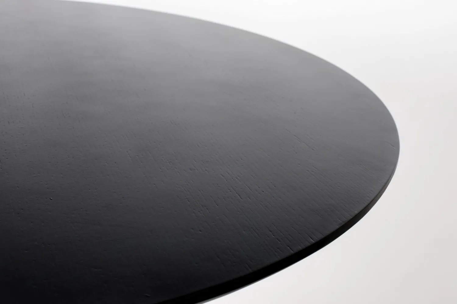 Ronde Eettafels-Zuiver Pilar Eetkamertafel Black