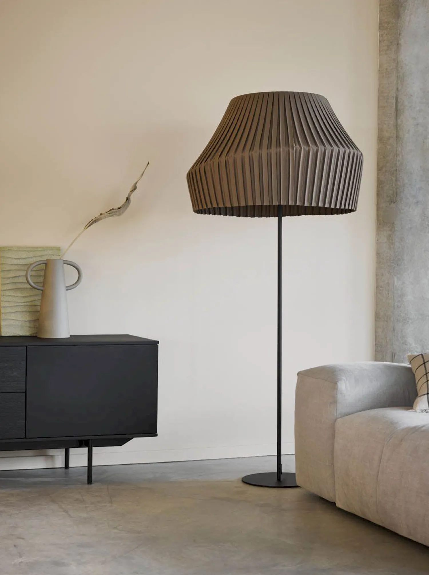 Design Vloerlampen|Vloerlampen-Hollands Licht Pleat 75 Vloerlamp Sand Taupe