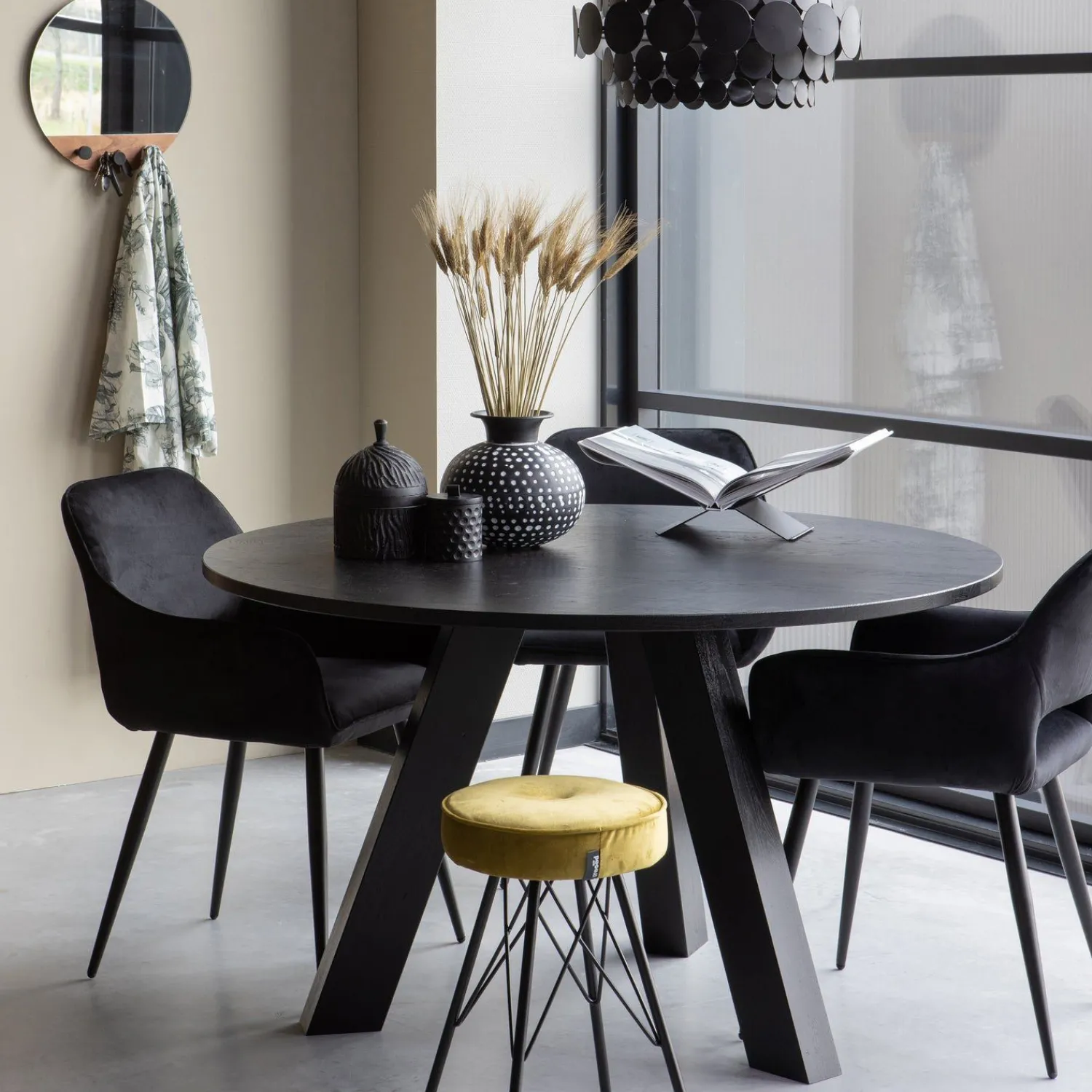 Houten Eettafels|Ronde Eettafels-WOOOD Rhonda Eettafel Blacknight