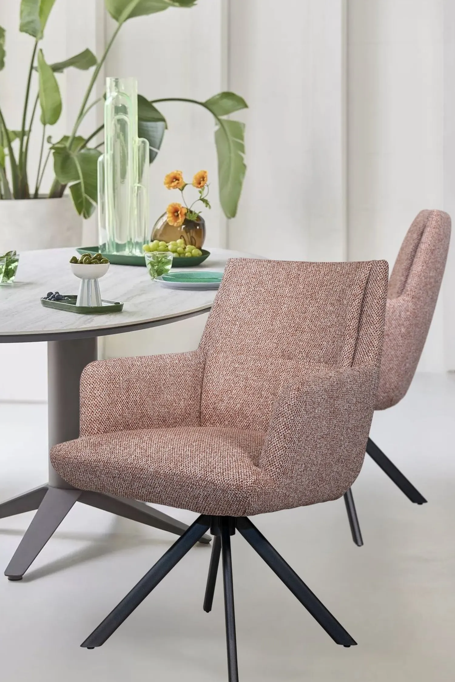 Design Stoelen|Eetkamerstoelen Met Armleuning-Bert Plantagie Rosie Eetkamerstoel Bruin