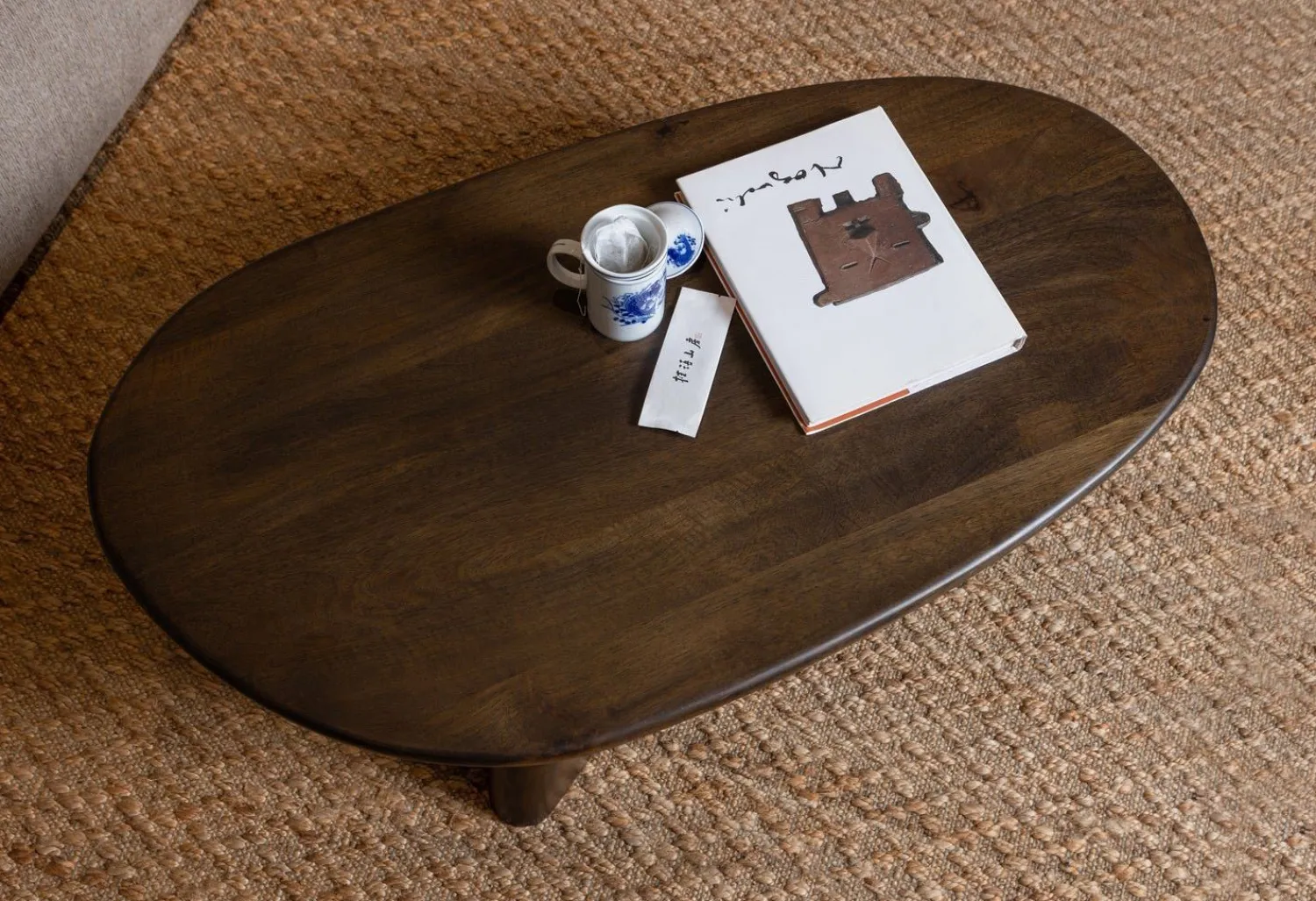 Organische Salontafels|Houten Salontafels-WOOOD Roundly Salontafel Walnut