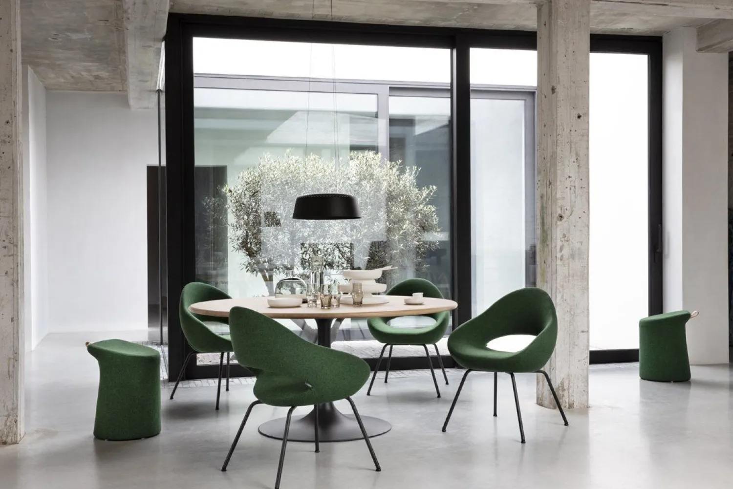 Eetkamerstoelen Met Armleuning|Design Stoelen-Artifort Shark Eetkamerstoel Grijs