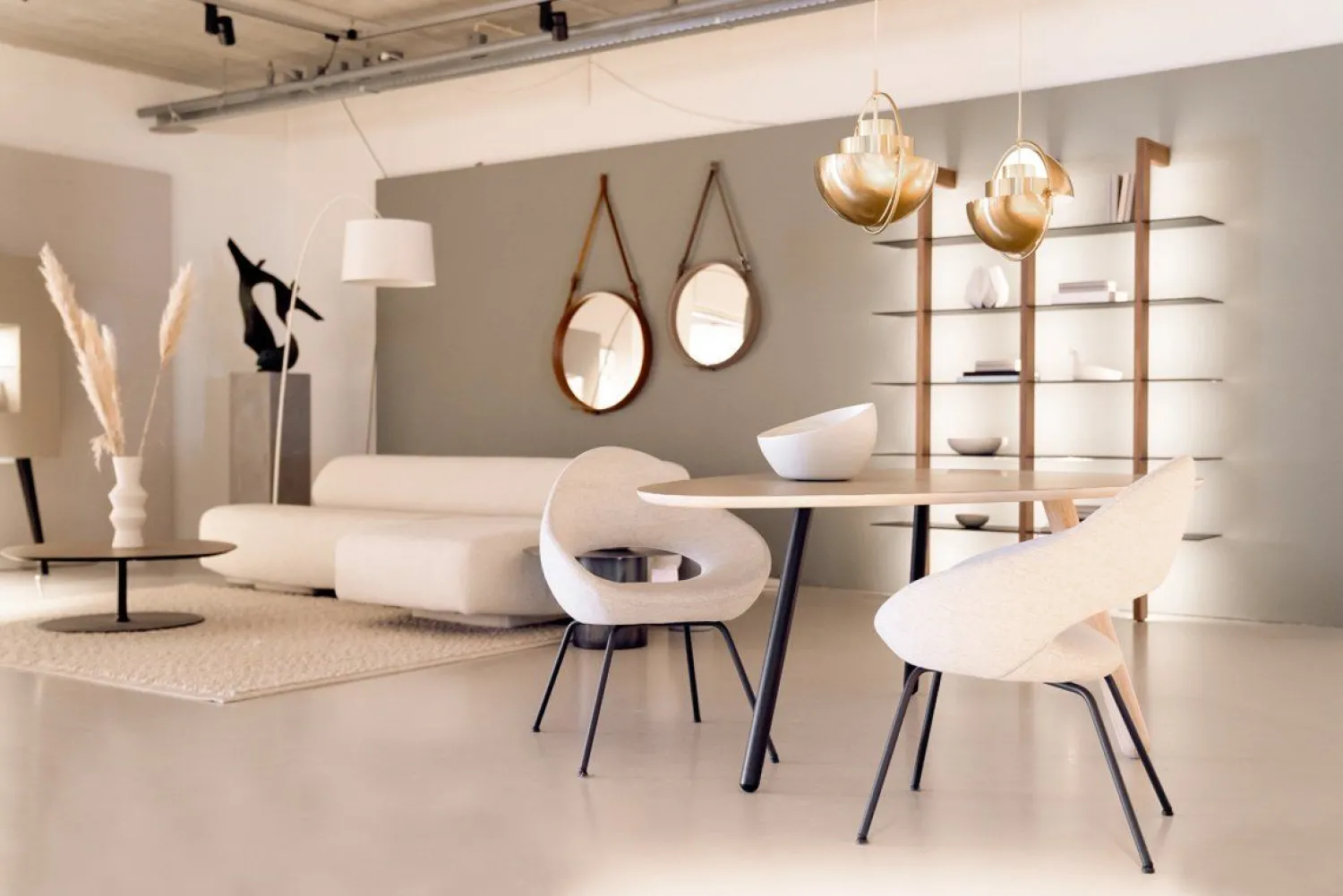 Eetkamerstoelen Met Armleuning|Design Stoelen-Artifort Shark Eetkamerstoel Grijs