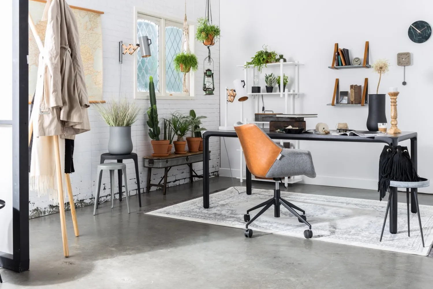 Rechthoekige Eettafels-Zuiver Storm Eettafel Black