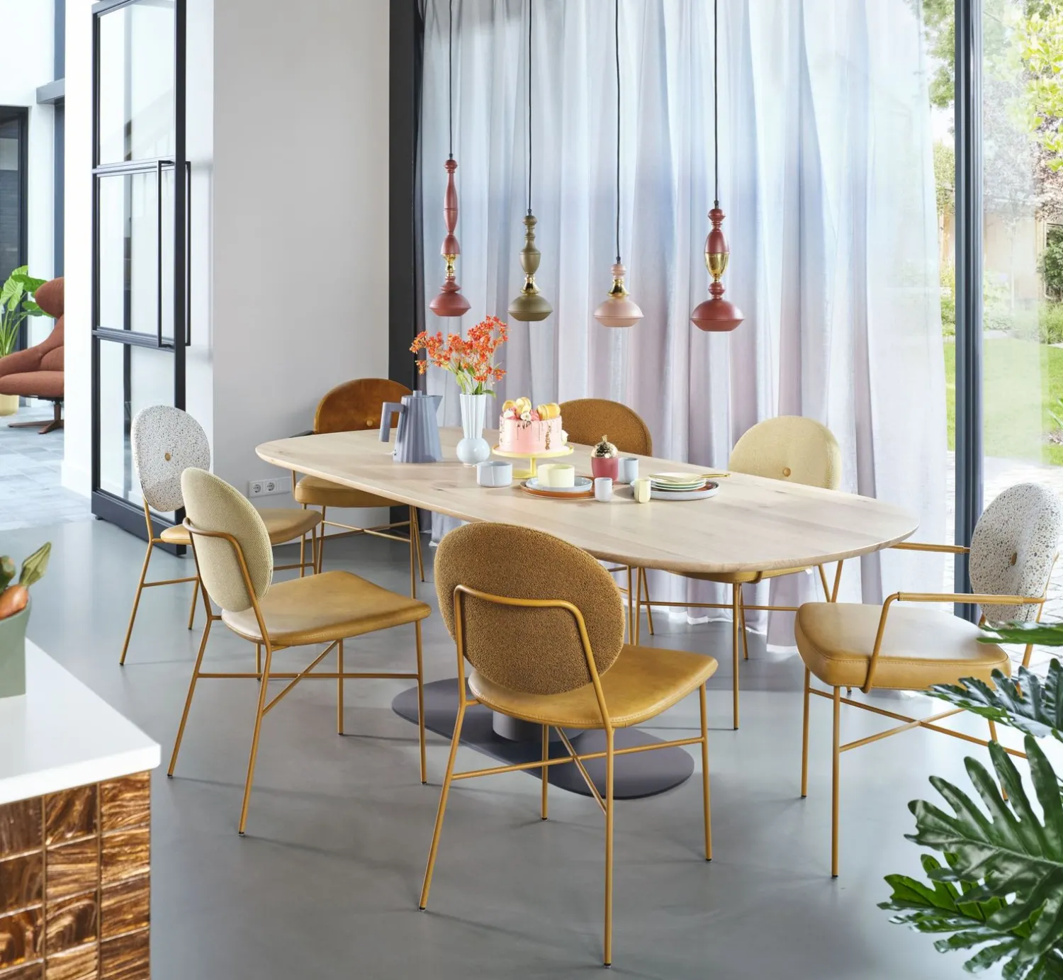Houten Eettafels|Ovale Eettafels-Bert Plantagie Table Talk Eettafel White Wash