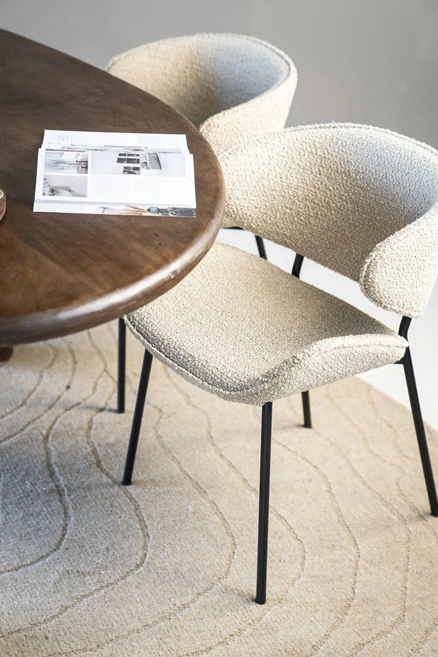Eetkamerstoelen Met Armleuning-Eleonora Tess Eetkamerstoel Bruin