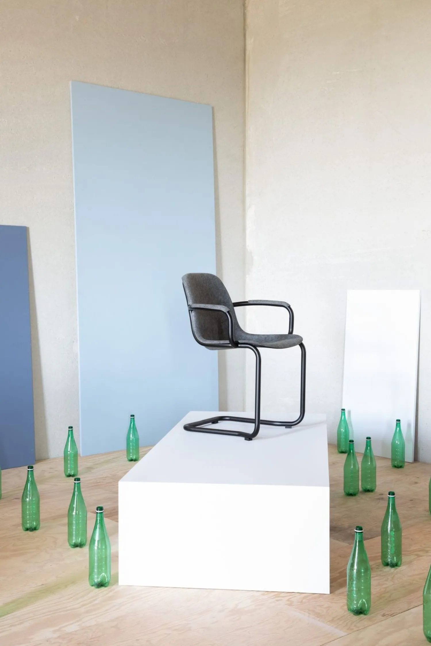 Eetkamerstoelen Met Armleuning-Zuiver Thirsty (set van 2) Armstoel Ash Grey