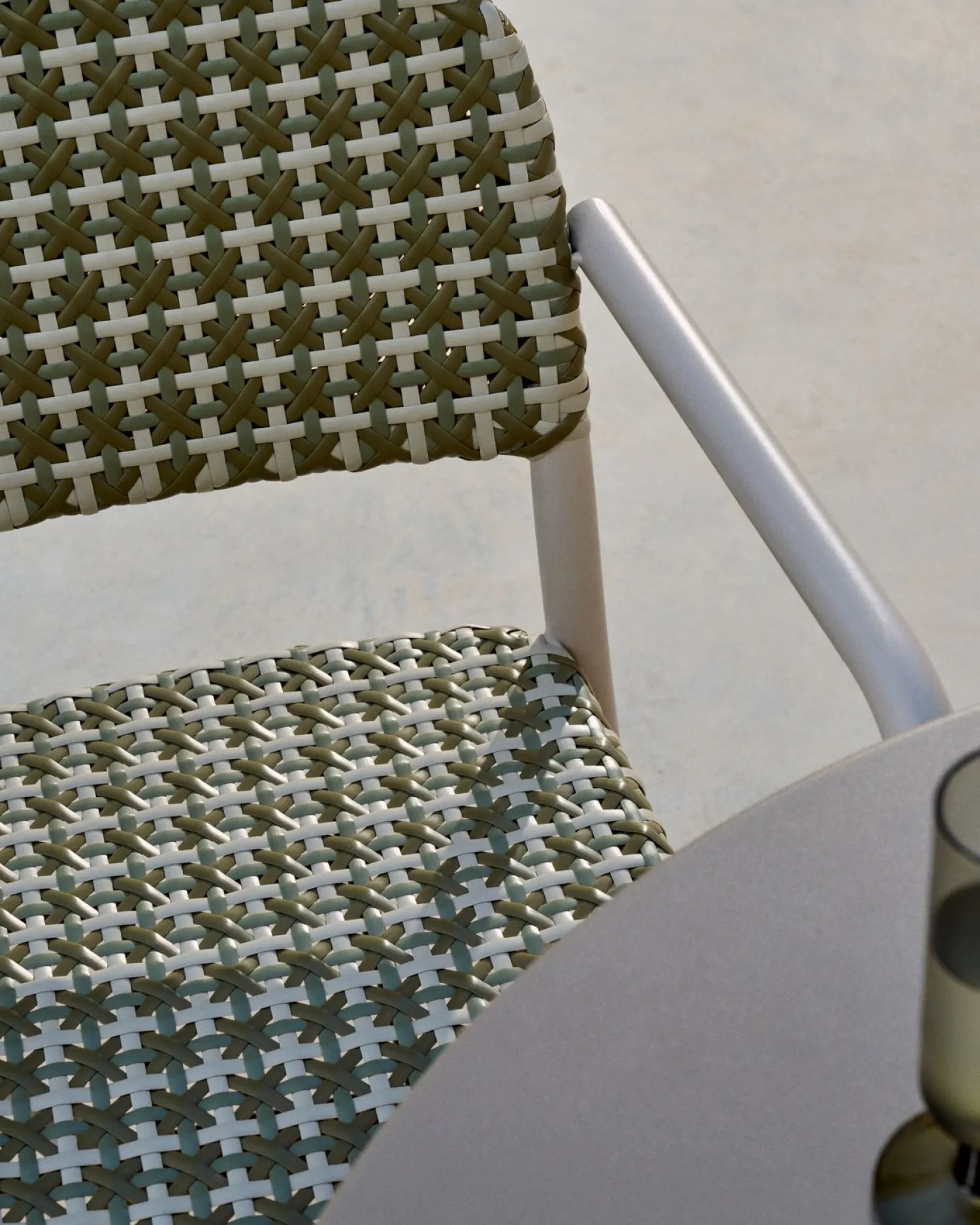 Tuinstoelen-Kave Home Tuccia Tuinstoel Beige, Groen