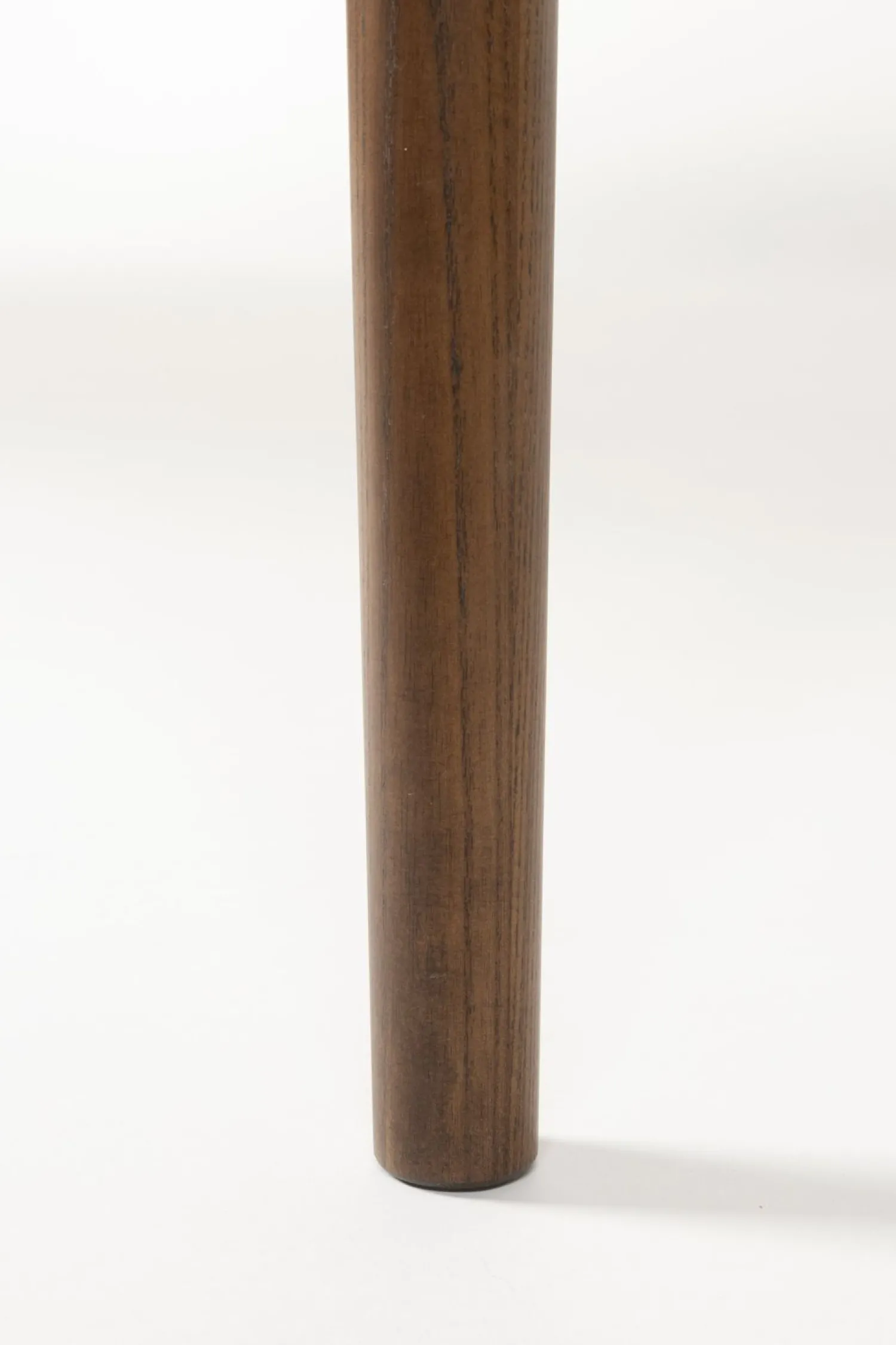 Houten Eettafels-Zuiver Twist Ovaal Eettafel Bruin