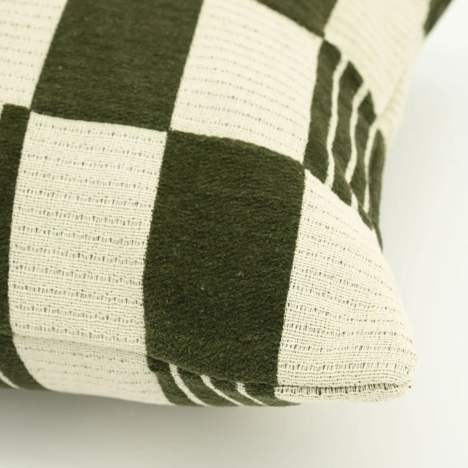 Sierkussens & Plaids-By Boo Twist Vierkant Kussen Green