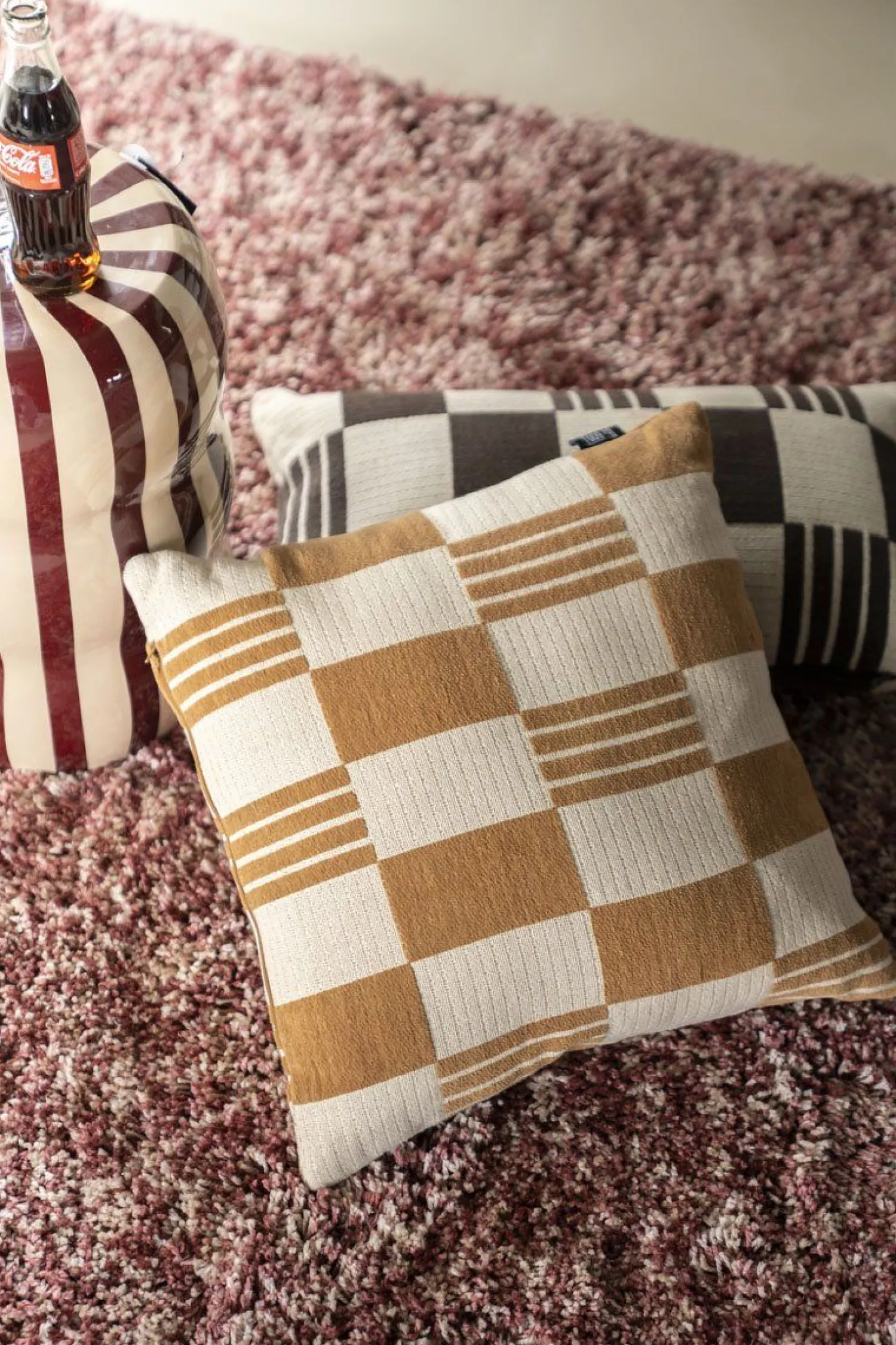 Sierkussens & Plaids-By Boo Twist Vierkant Kussen Mustard