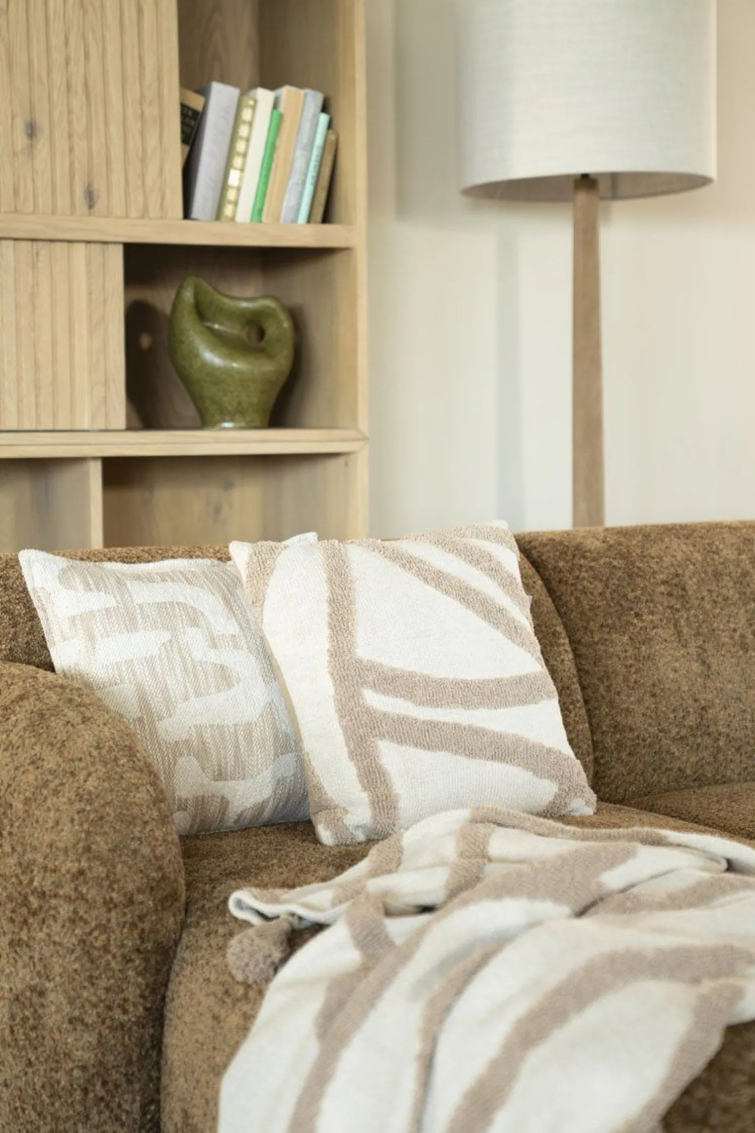 Sierkussens & Plaids-By Boo Waver Kussen Beige
