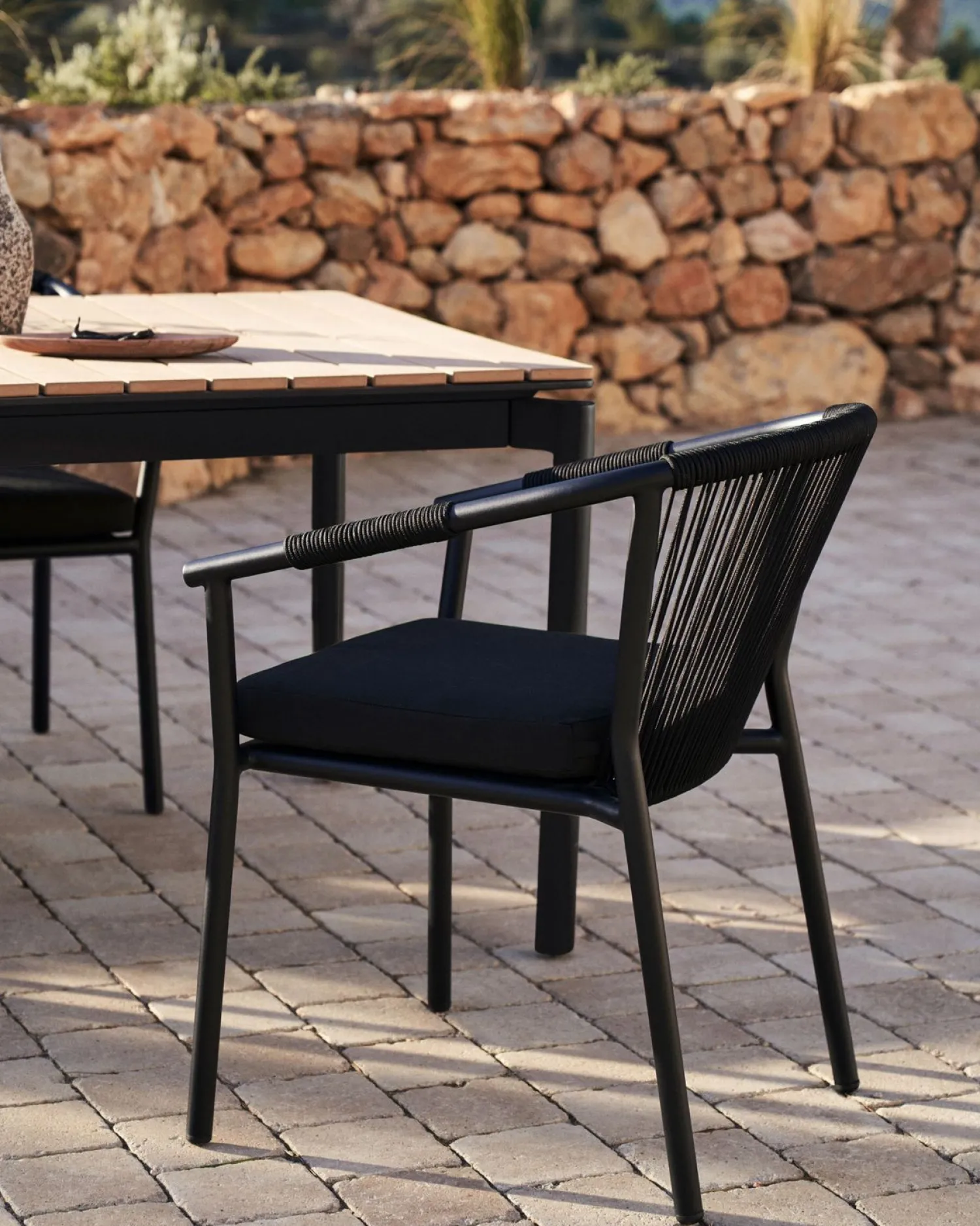 Tuinstoelen-Kave Home Xelida Tuinstoel Zwart
