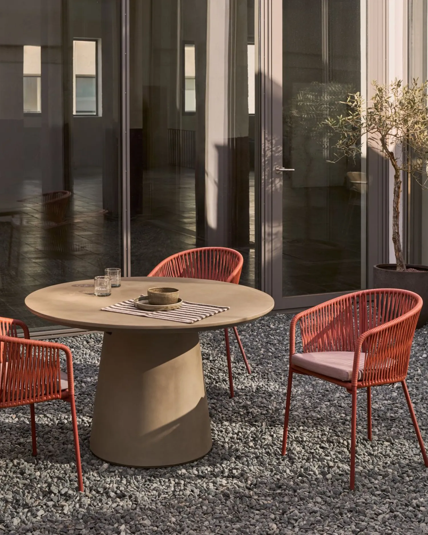 Tuinstoelen-Kave Home Yanet Tuinstoel Terracotta