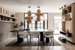 Eetkamerstoelen Met Armleuning-Eijerkamp Collectie Zara Eetkamerstoel Zwart, Wit