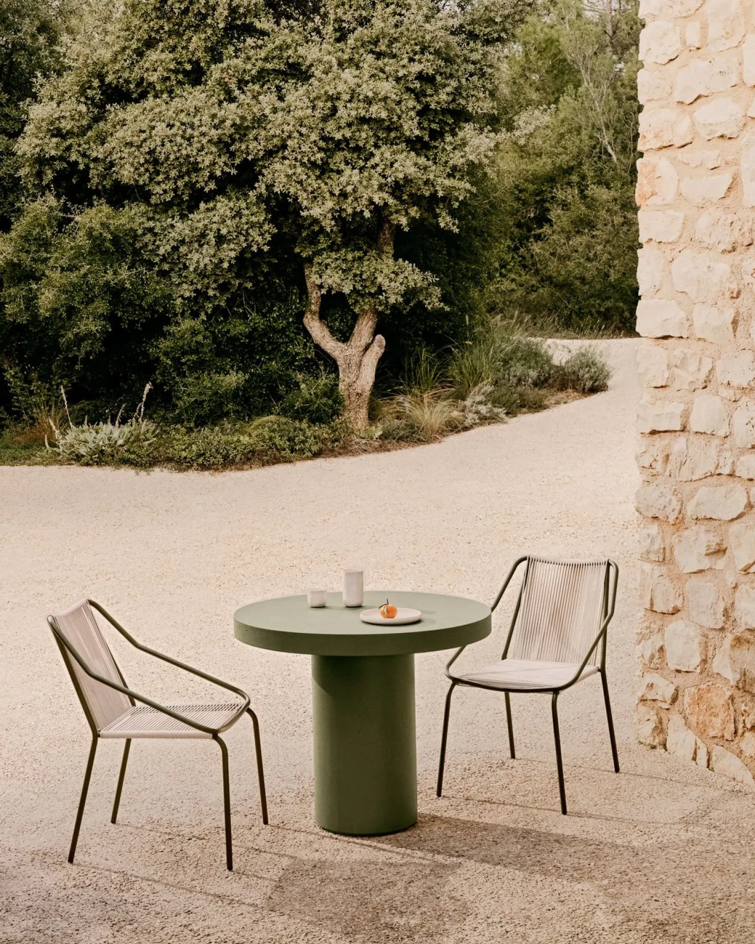 Tuinstoelen-Kave Home Zivia Tuinstoel Donkergroen, Beige